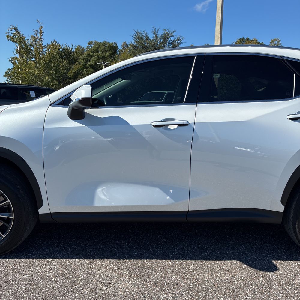 2024 Lexus NX 350h Premium