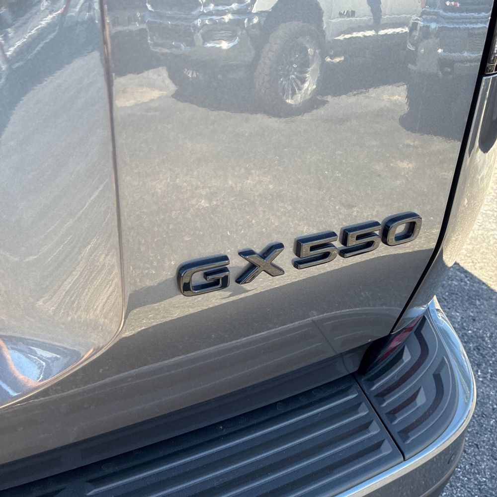 2025 Lexus GX 550 Premium