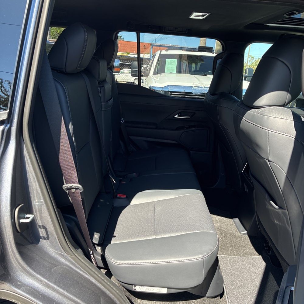 2025 Lexus GX 550 Premium