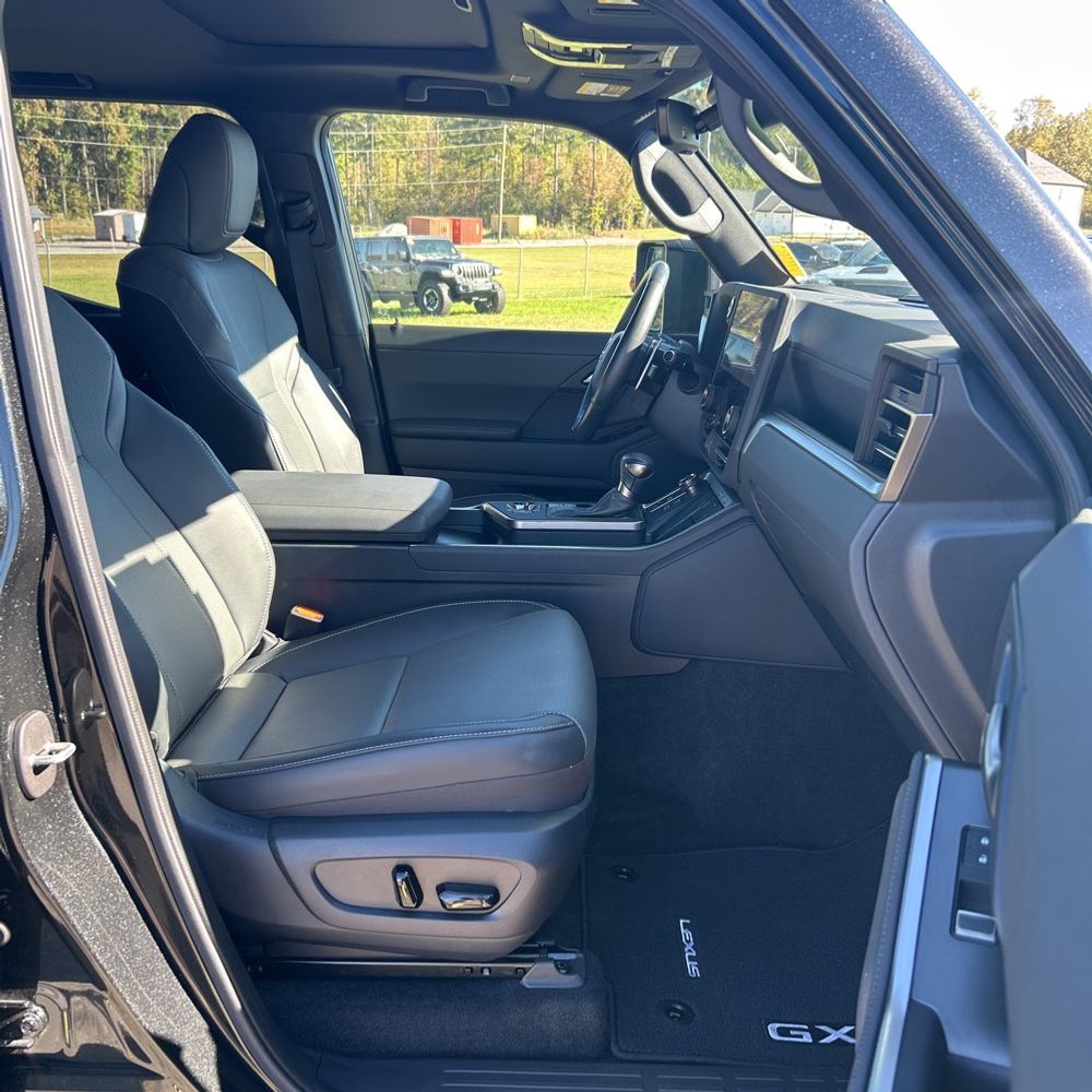 2024 Lexus GX 550 Premium
