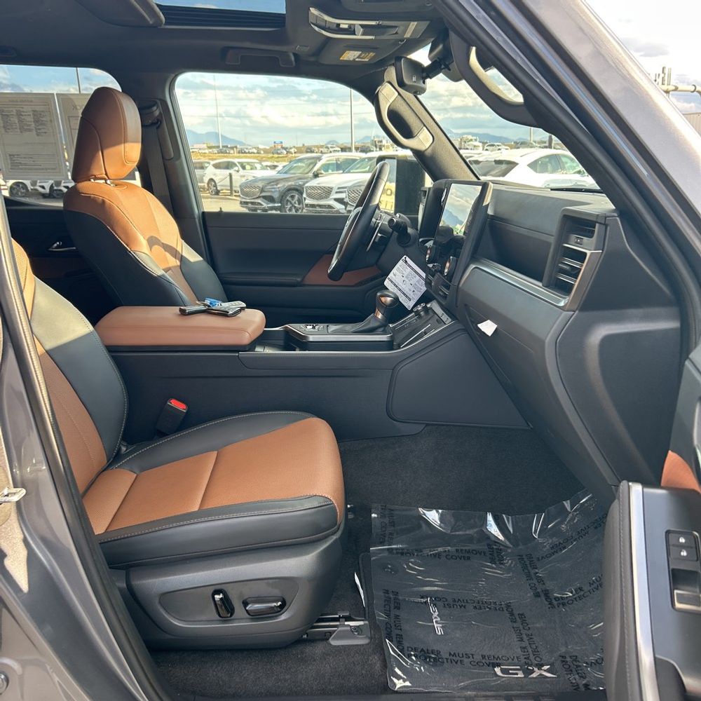 2024 Lexus GX 550 Premium