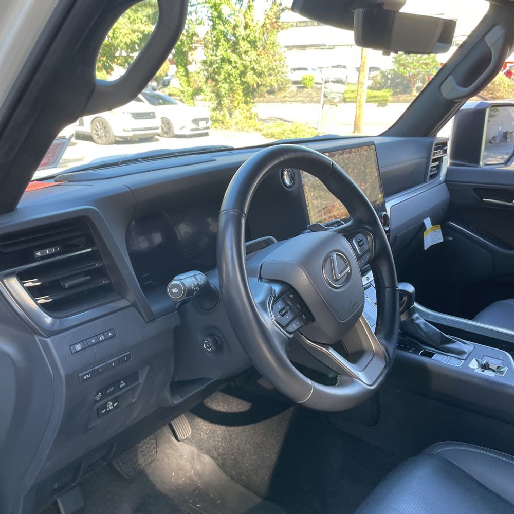 2024 Lexus GX 550 Luxury+