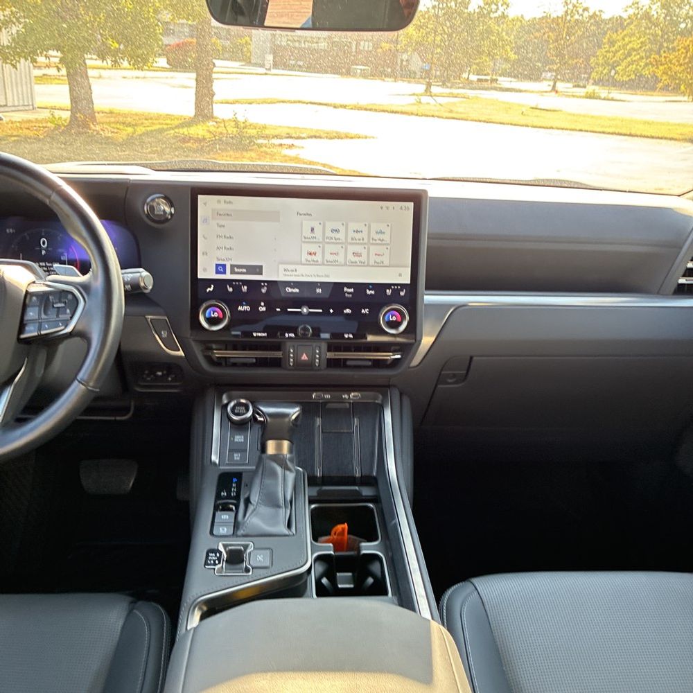 2024 Lexus GX 550 Luxury