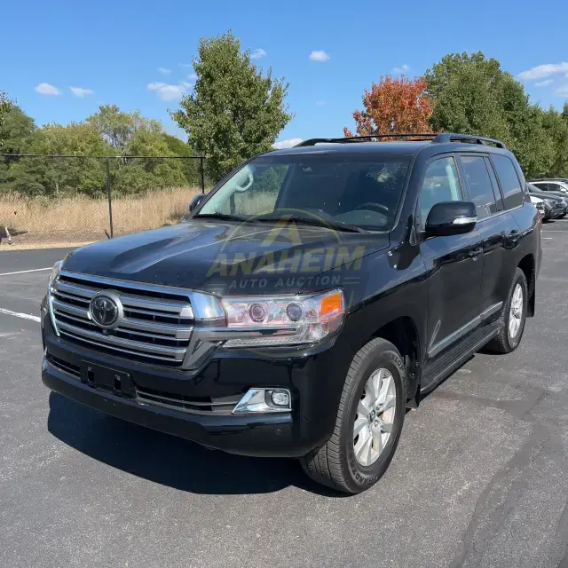 2020 Toyota Land Cruiser Base