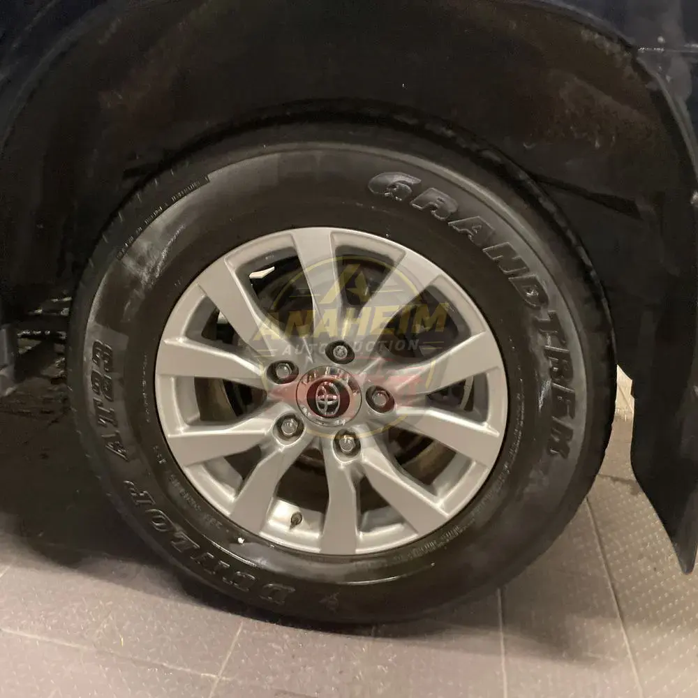 2019 Toyota Land Cruiser Base