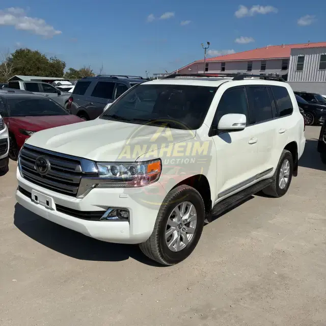 2020 Toyota Land Cruiser Base