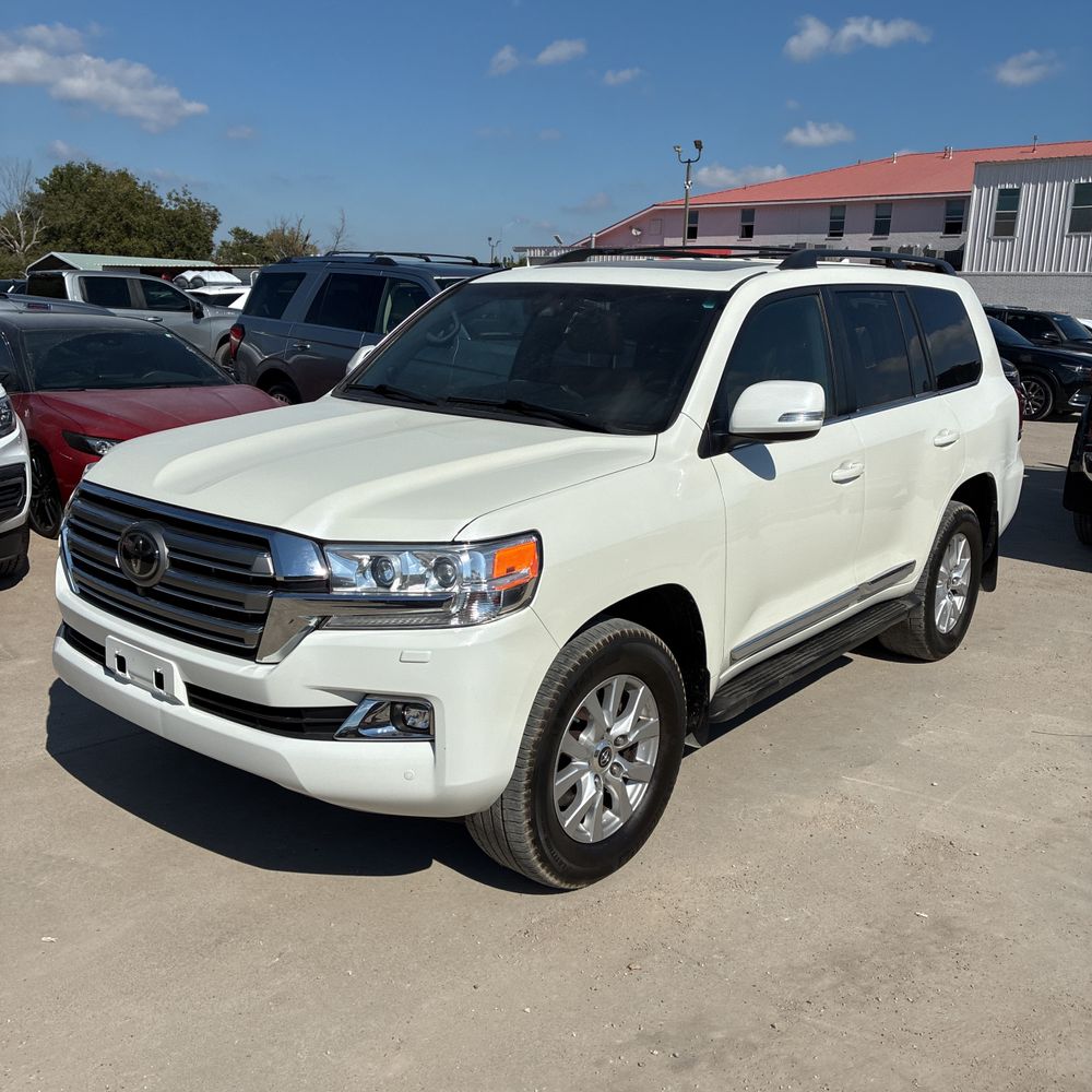 2020 Toyota Land Cruiser Base