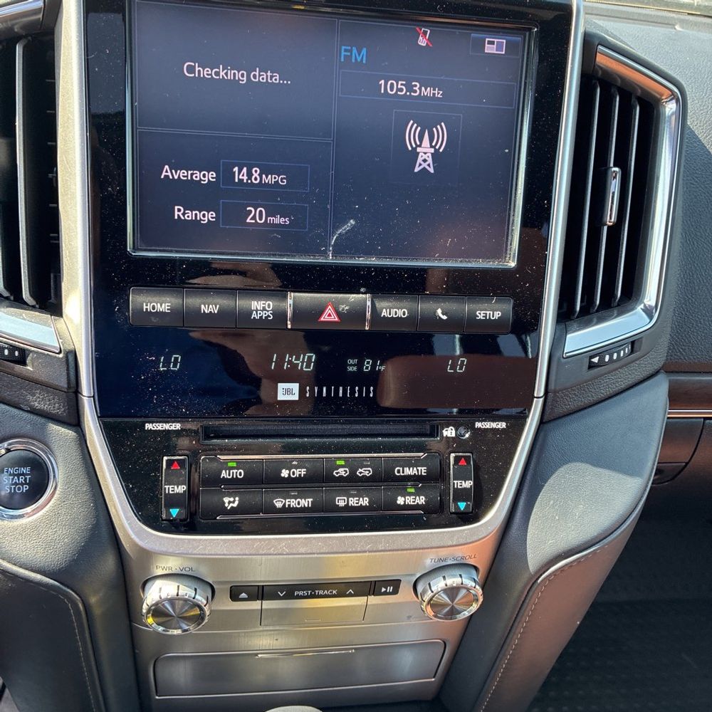 2020 Toyota Land Cruiser Base