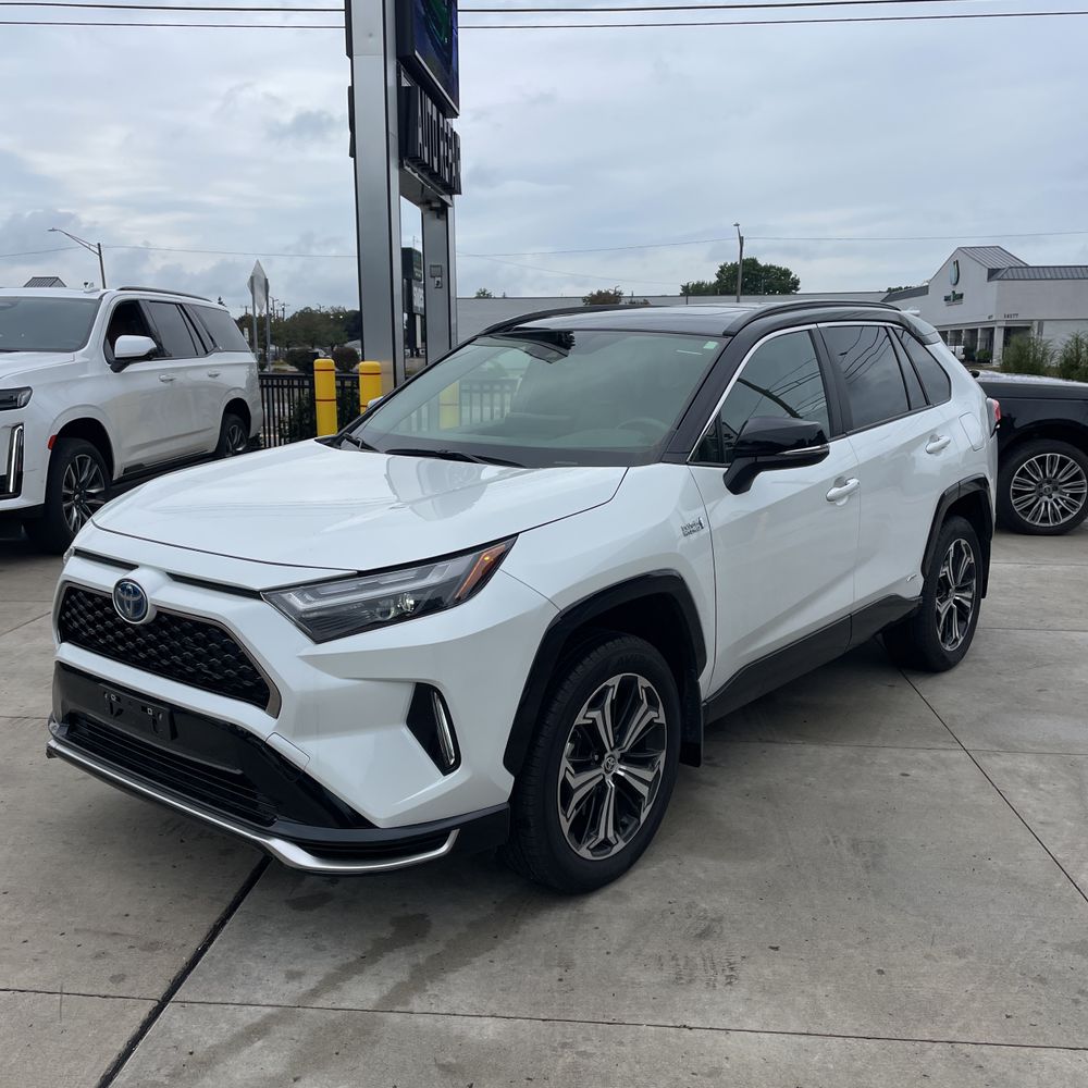 2024 Toyota RAV4 Prime XSE