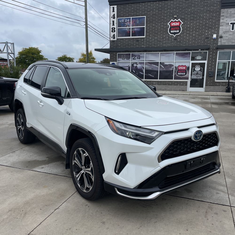 2024 Toyota RAV4 Prime XSE