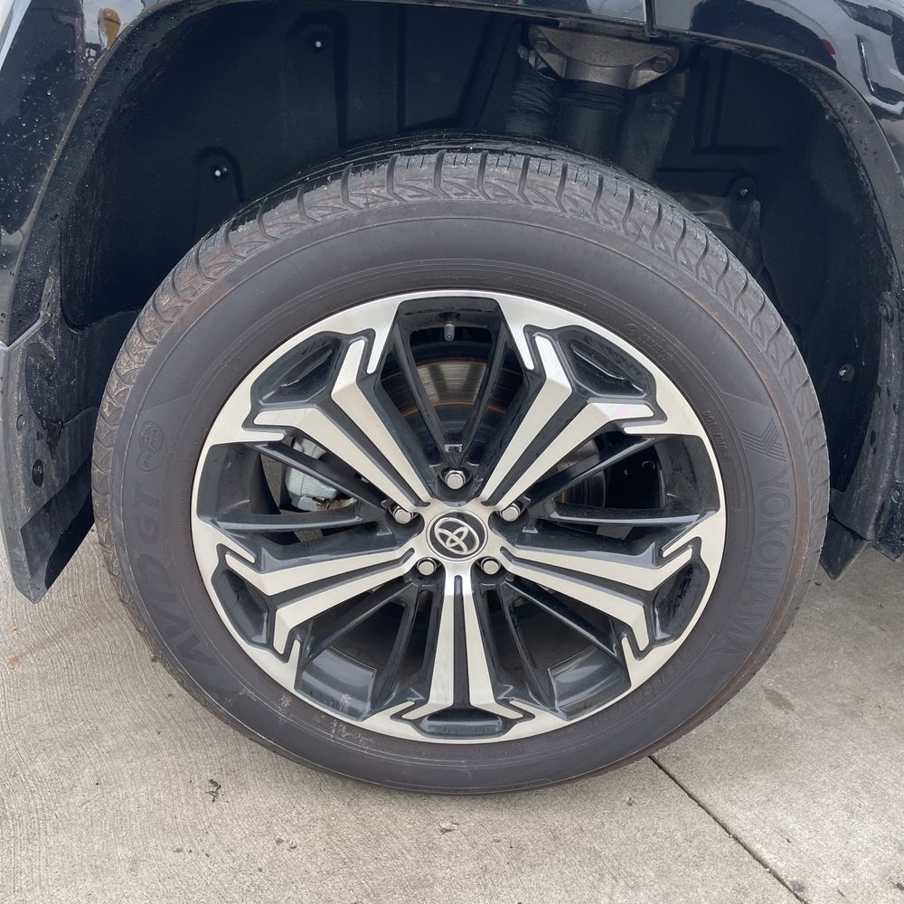 2024 Toyota RAV4 Prime XSE