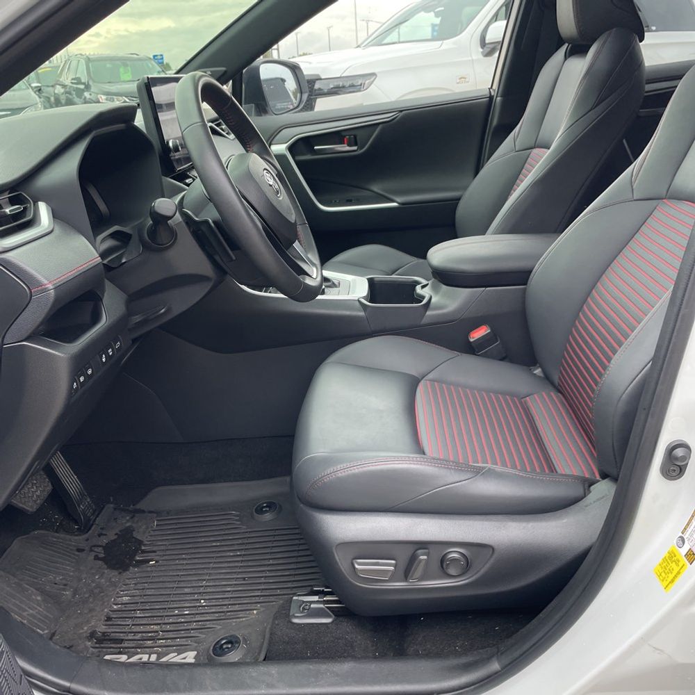 2024 Toyota RAV4 Prime XSE