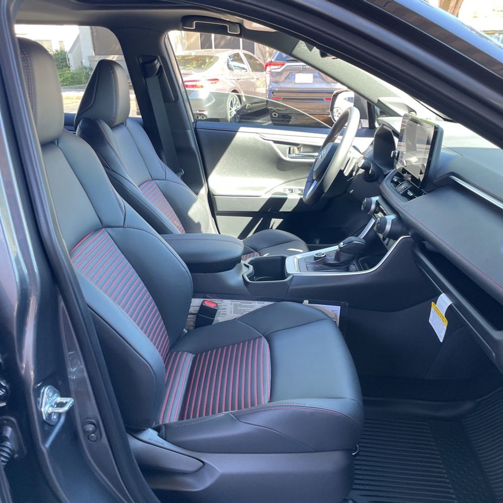 2025 Toyota RAV4 Plug-in Hybrid XSE