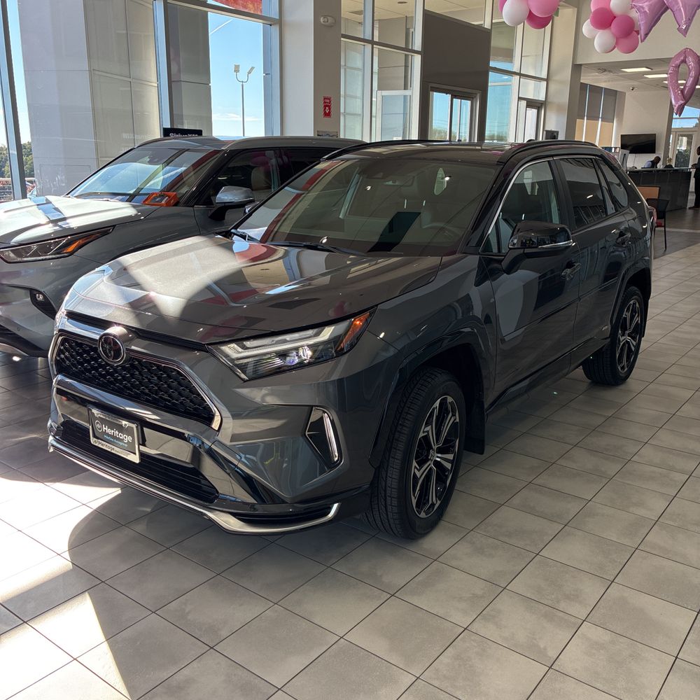 2025 Toyota RAV4 Plug-in Hybrid XSE