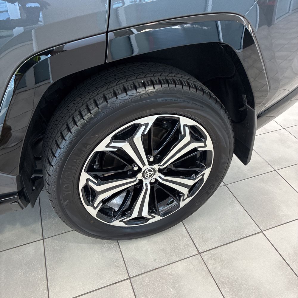 2025 Toyota RAV4 Plug-in Hybrid XSE
