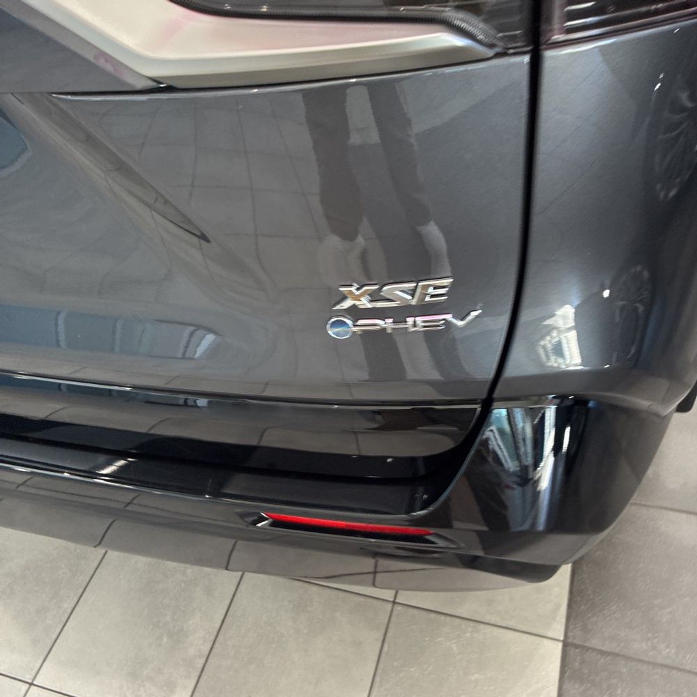 2025 Toyota RAV4 Plug-in Hybrid XSE