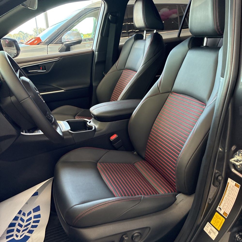 2025 Toyota RAV4 Plug-in Hybrid XSE