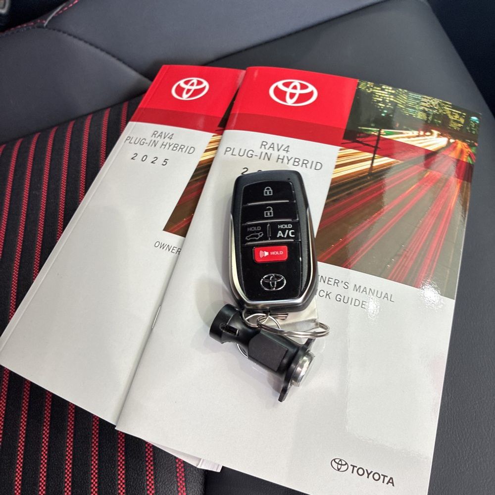 2025 Toyota RAV4 Plug-in Hybrid XSE