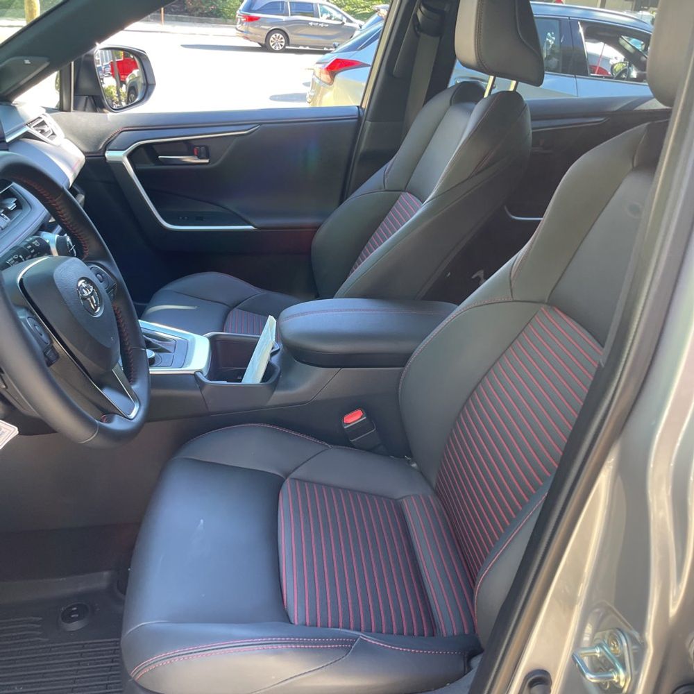 2025 Toyota RAV4 Plug-in Hybrid XSE
