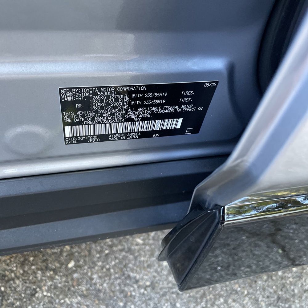 2025 Toyota RAV4 Plug-in Hybrid XSE