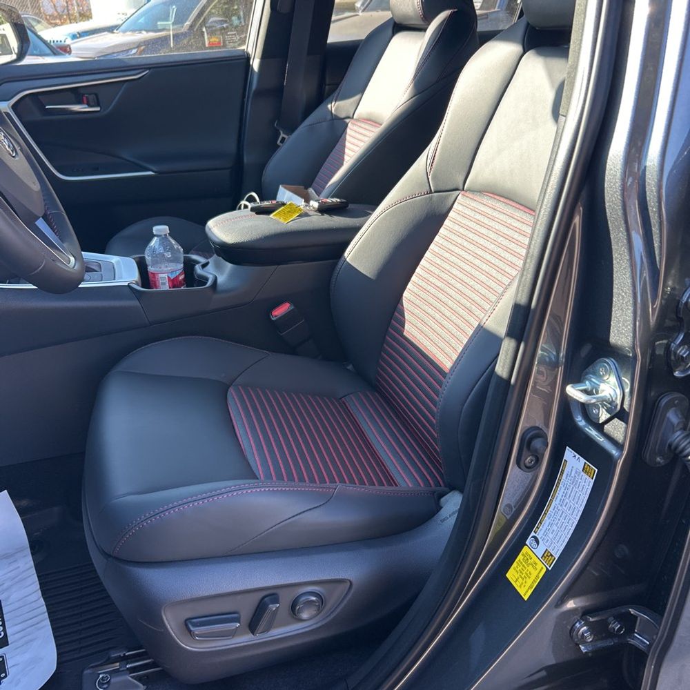 2025 Toyota RAV4 Plug-in Hybrid XSE