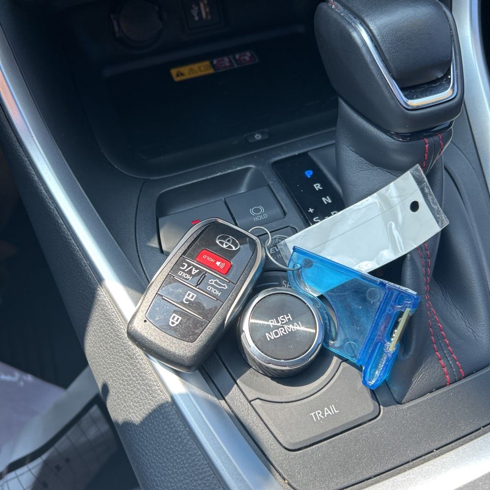 2024 Toyota RAV4 Prime XSE