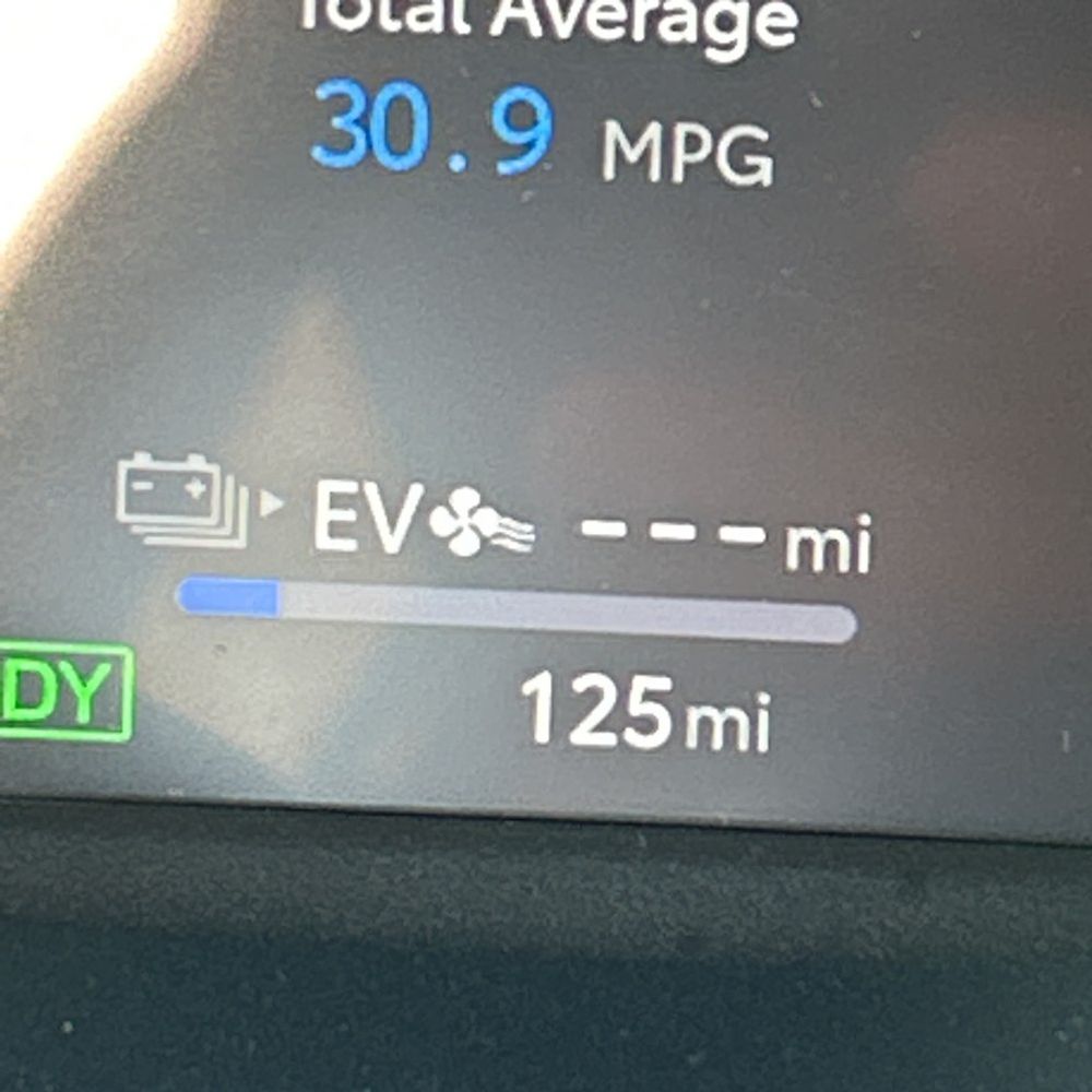 2025 Toyota RAV4 Plug-in Hybrid XSE
