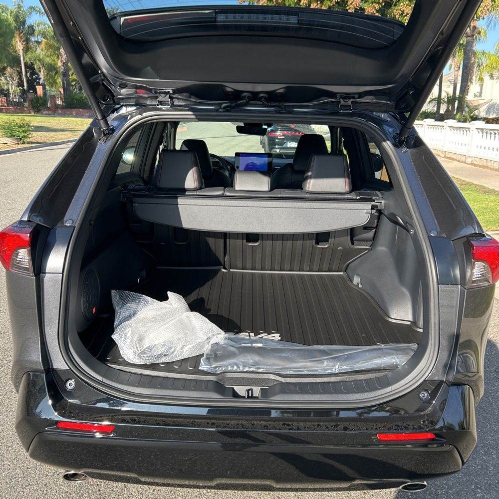 2025 Toyota RAV4 Plug-in Hybrid XSE