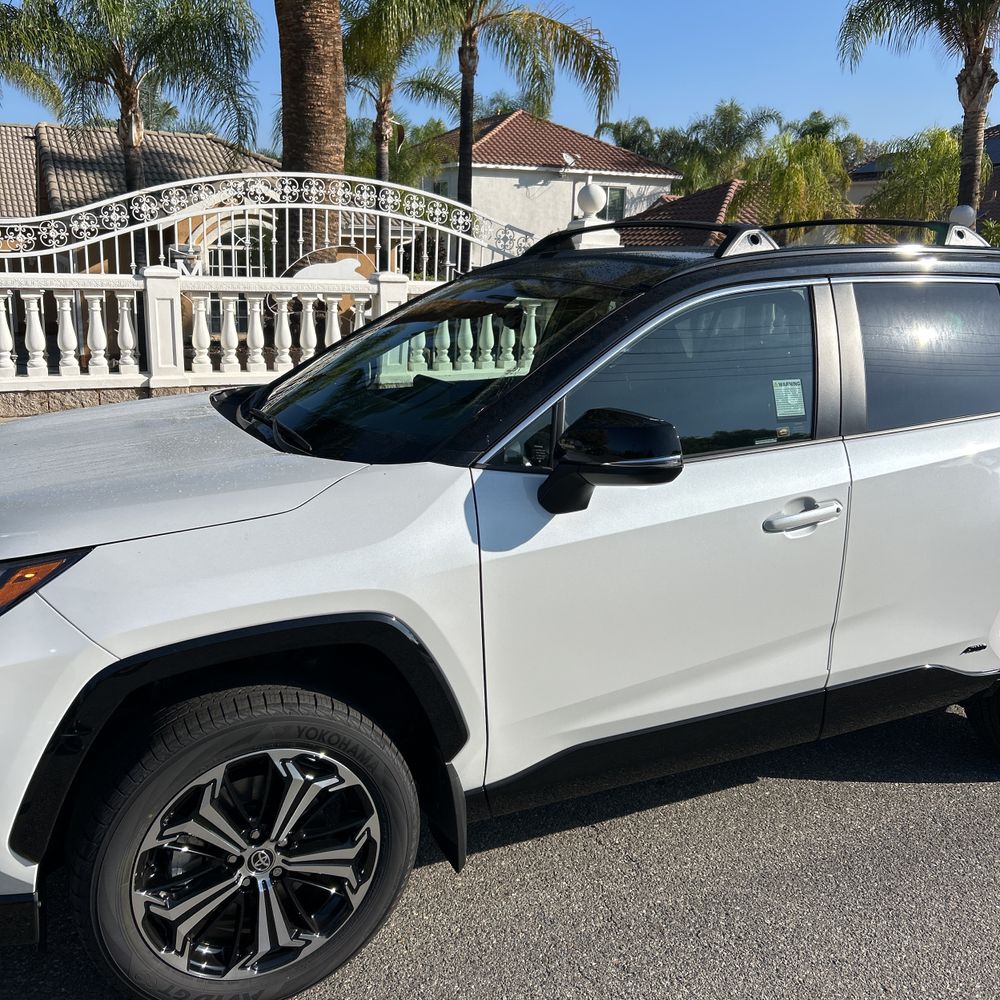 2025 Toyota RAV4 Plug-in Hybrid XSE