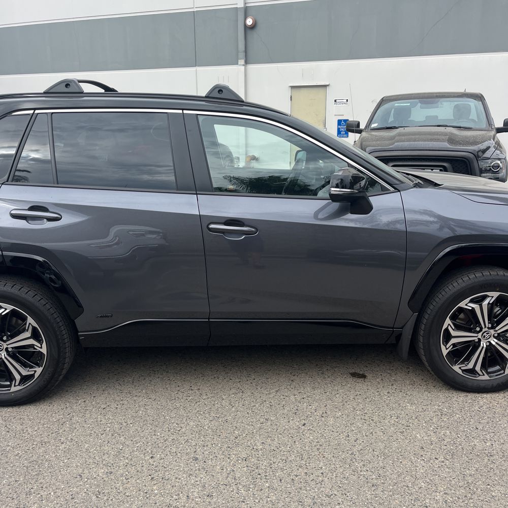 2025 Toyota RAV4 Plug-in Hybrid XSE