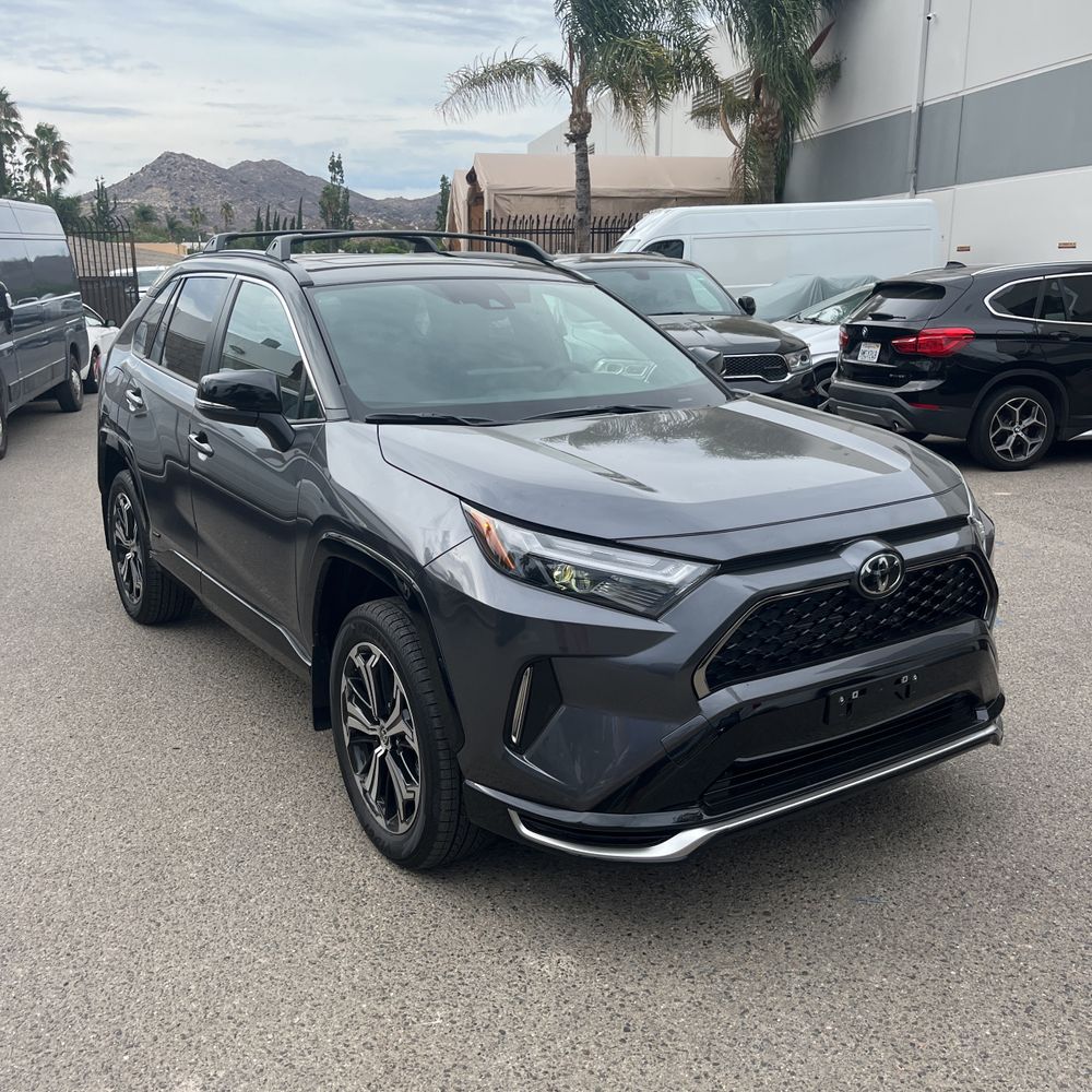 2025 Toyota RAV4 Plug-in Hybrid XSE