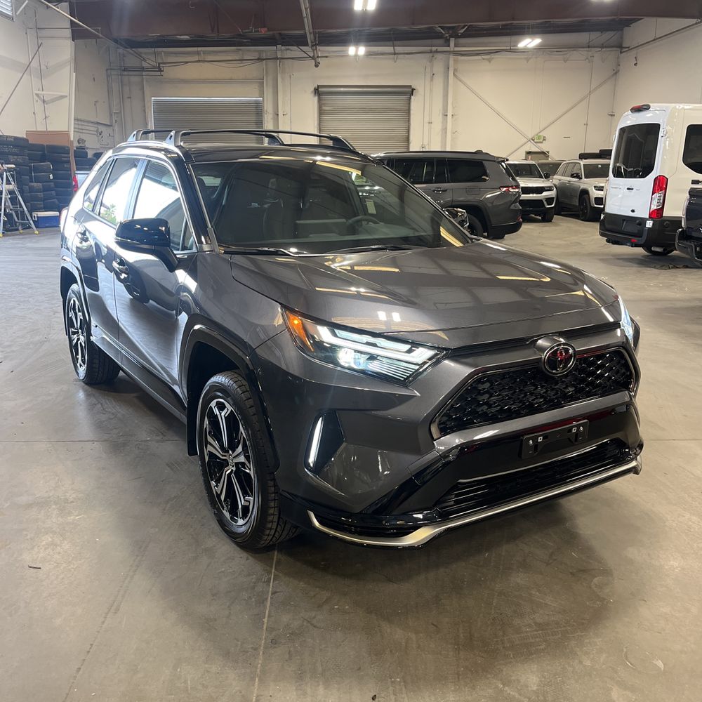 2025 Toyota RAV4 PHEV XSE 4D SUV AWD