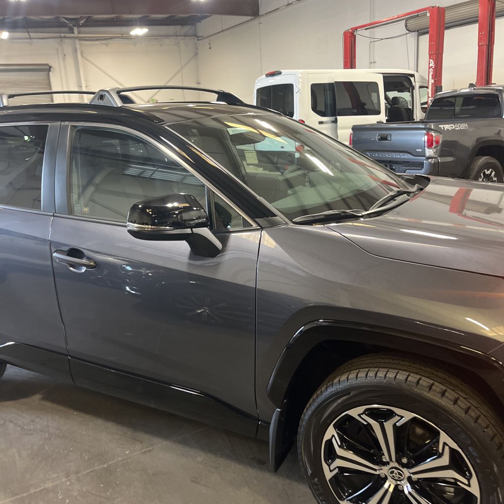 2025 Toyota RAV4 PHEV XSE 4D SUV AWD