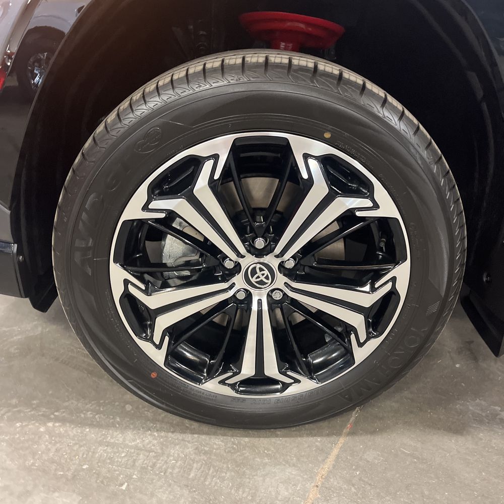 2025 Toyota RAV4 PHEV XSE 4D SUV AWD