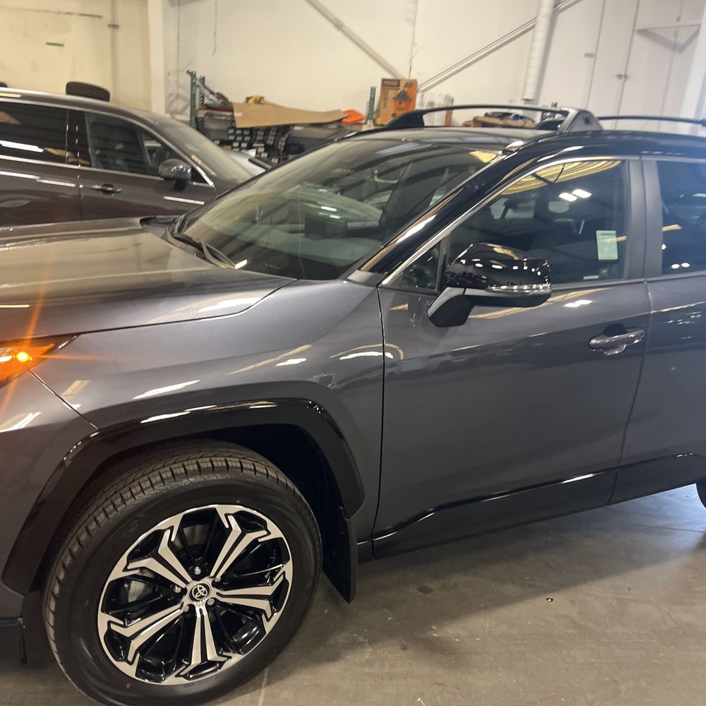 2025 Toyota RAV4 PHEV XSE 4D SUV AWD