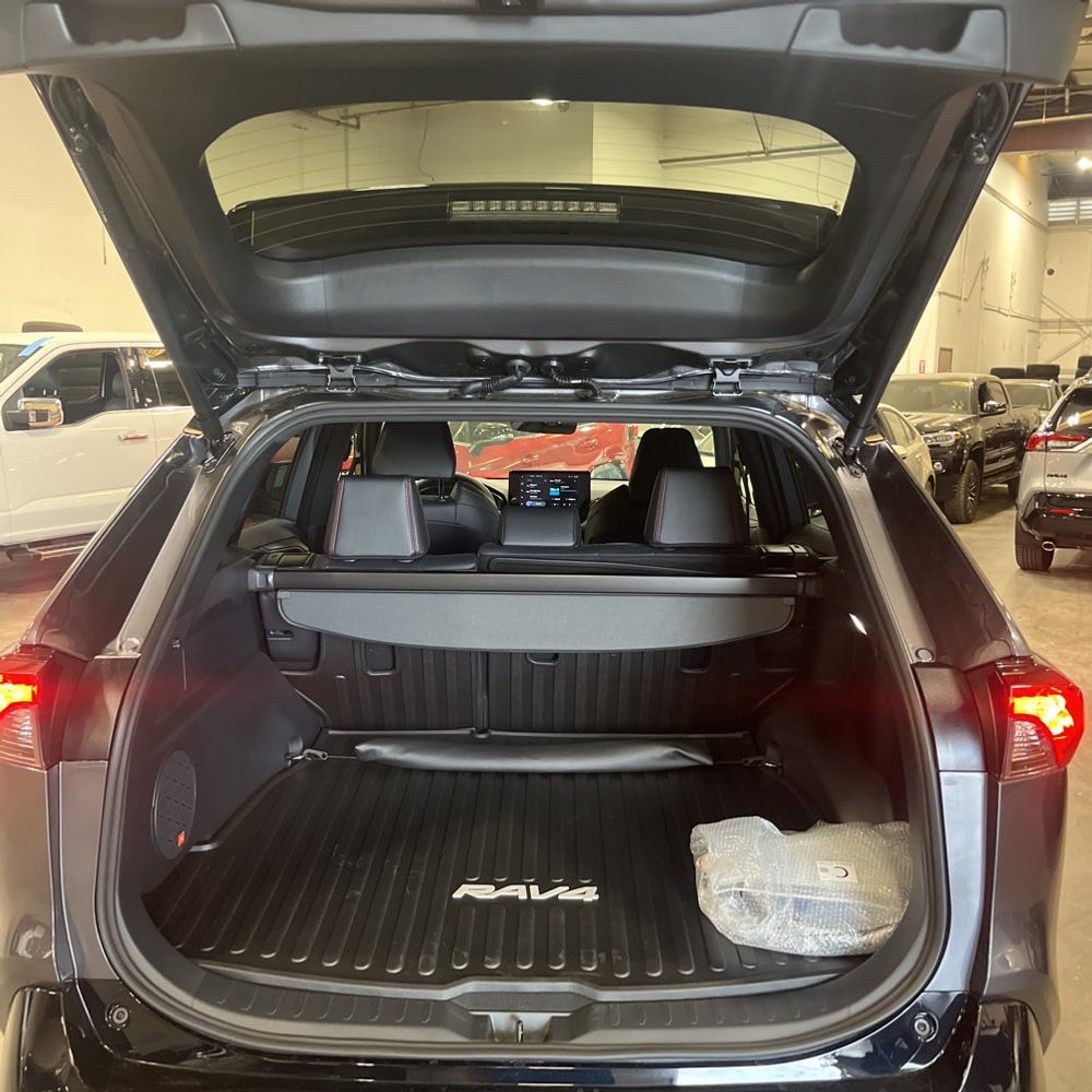 2025 Toyota RAV4 PHEV XSE 4D SUV AWD