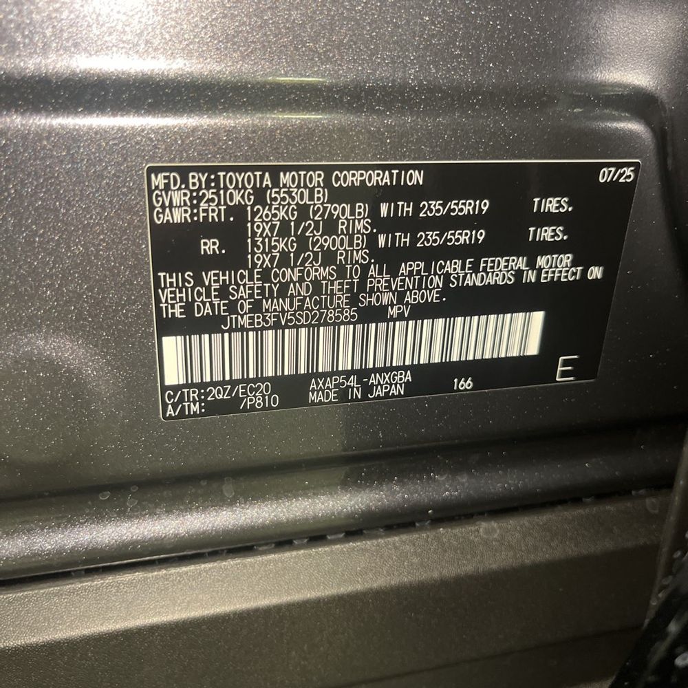 2025 Toyota RAV4 PHEV XSE 4D SUV AWD