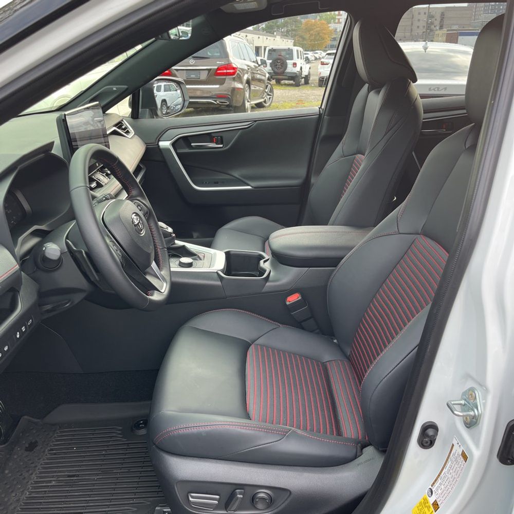 2025 Toyota RAV4 Plug-in Hybrid XSE