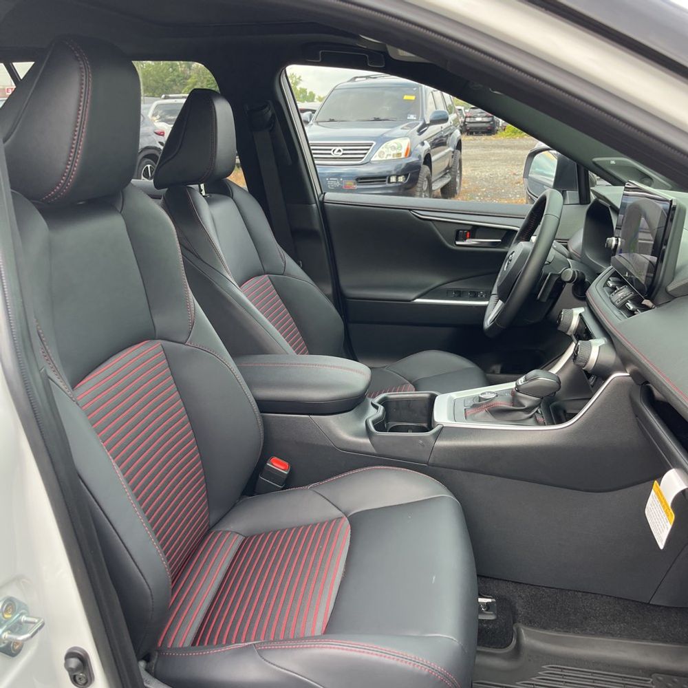 2025 Toyota RAV4 Plug-in Hybrid XSE