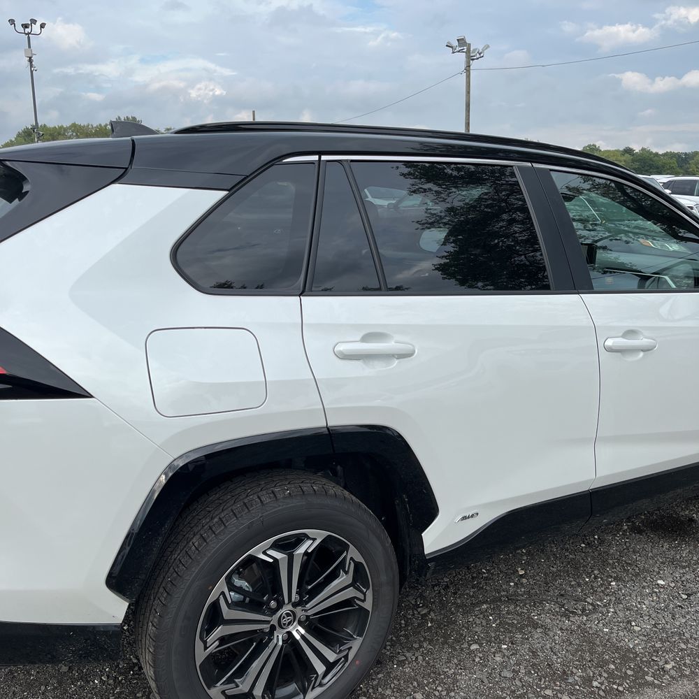 2025 Toyota RAV4 Plug-in Hybrid XSE