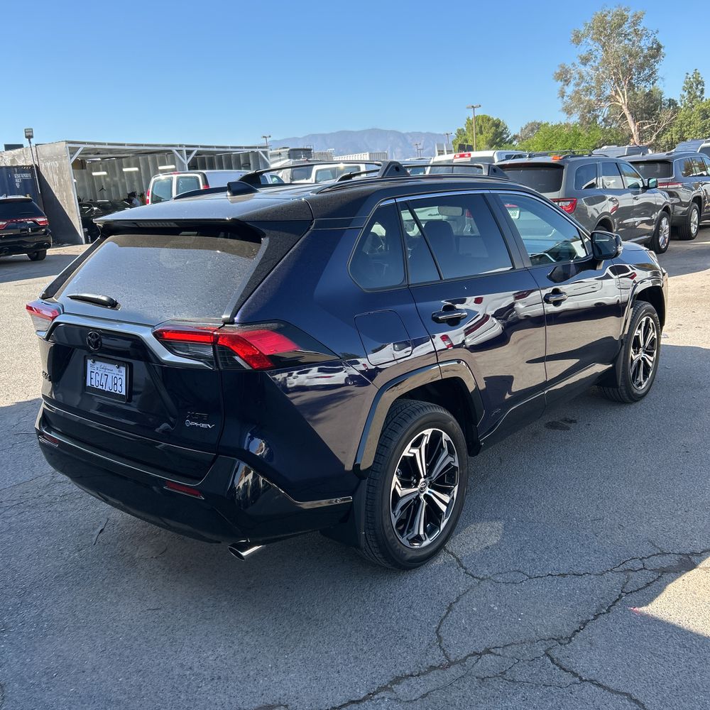 2025 Toyota RAV4 Plug-in Hybrid XSE