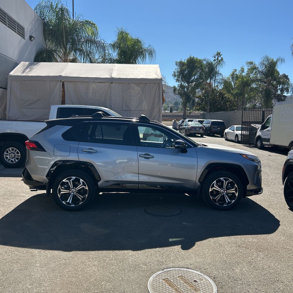 2025 Toyota RAV4 Plug-in Hybrid XSE