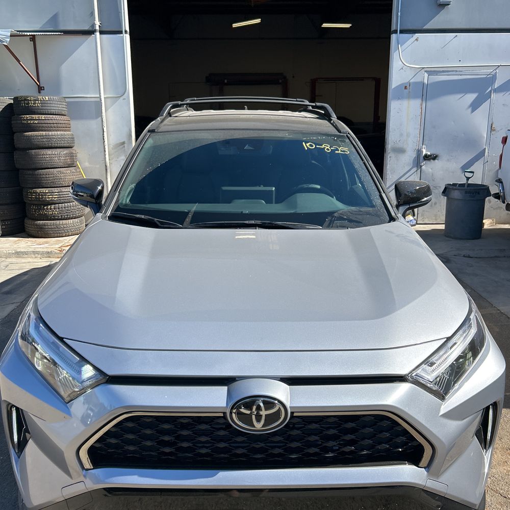 2025 Toyota RAV4 Plug-in Hybrid XSE