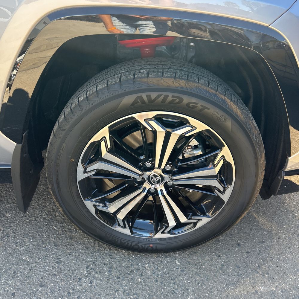 2025 Toyota RAV4 Plug-in Hybrid XSE