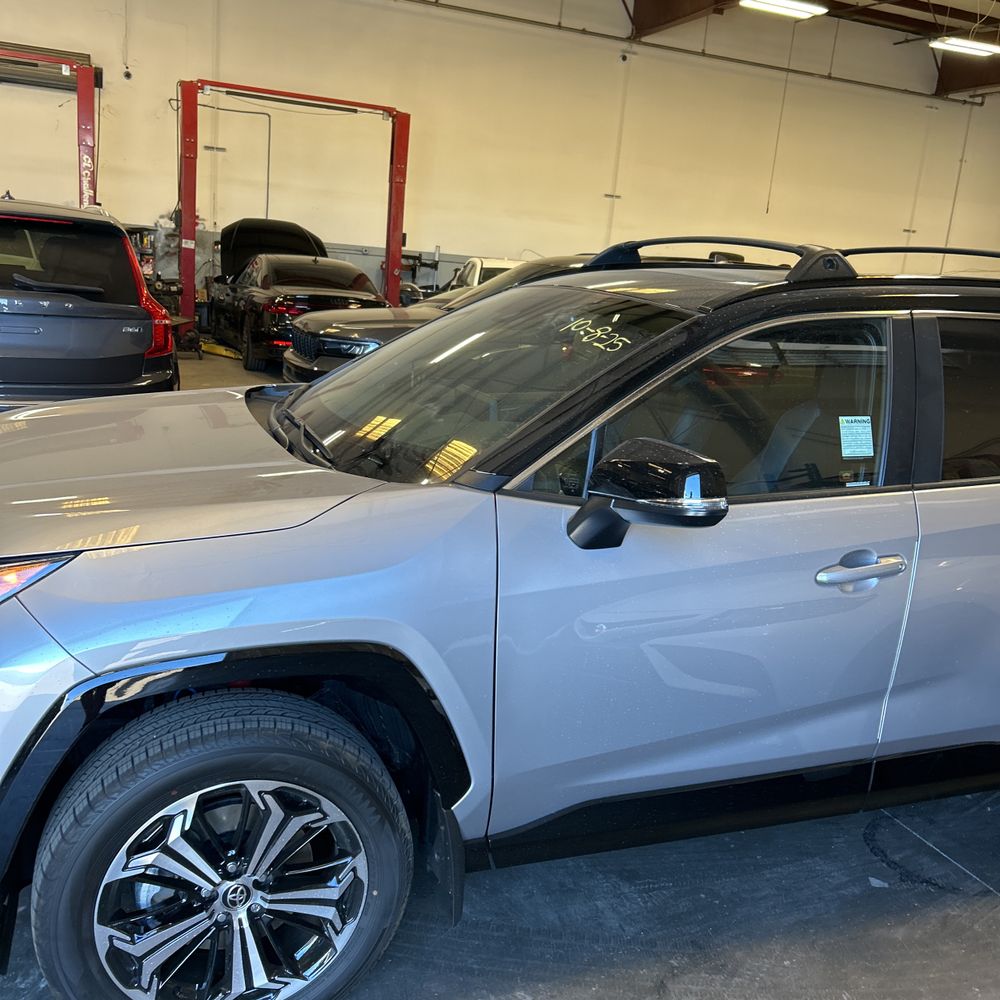2025 Toyota RAV4 Plug-in Hybrid XSE