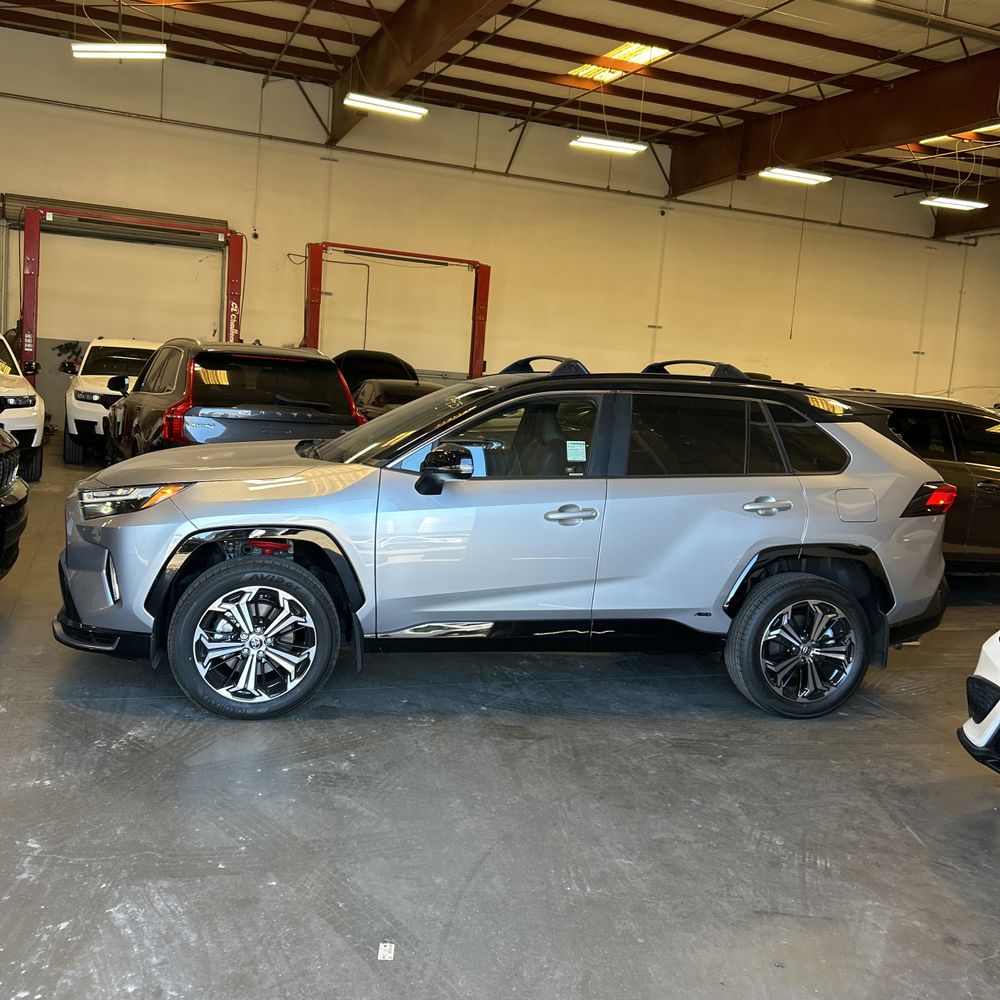 2025 Toyota RAV4 Plug-in Hybrid XSE