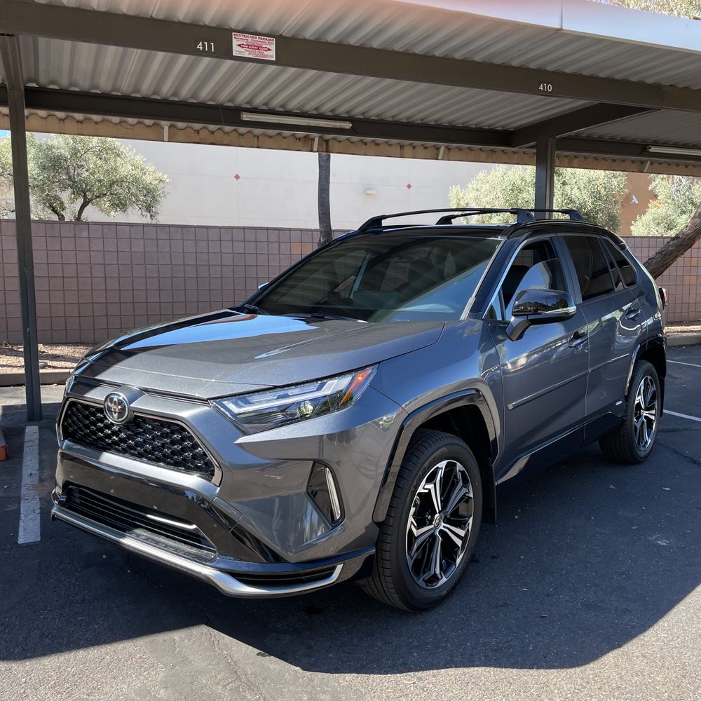 2025 Toyota RAV4 Plug-in Hybrid XSE