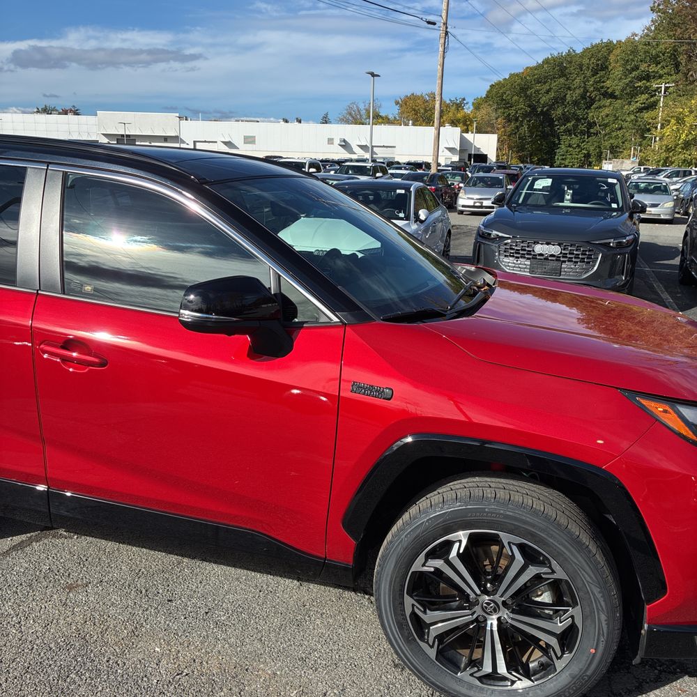 2024 Toyota RAV4 Prime XSE