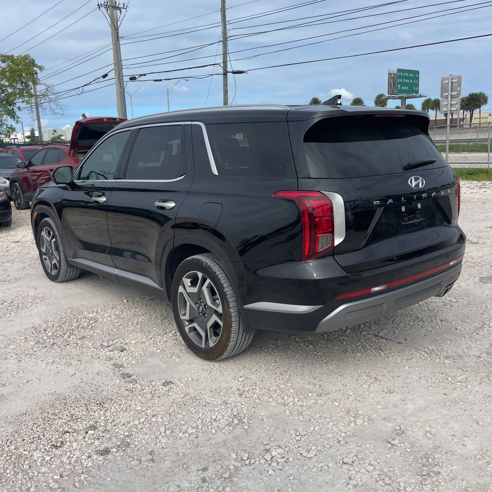 2025 Hyundai PALISADE SEL Premium