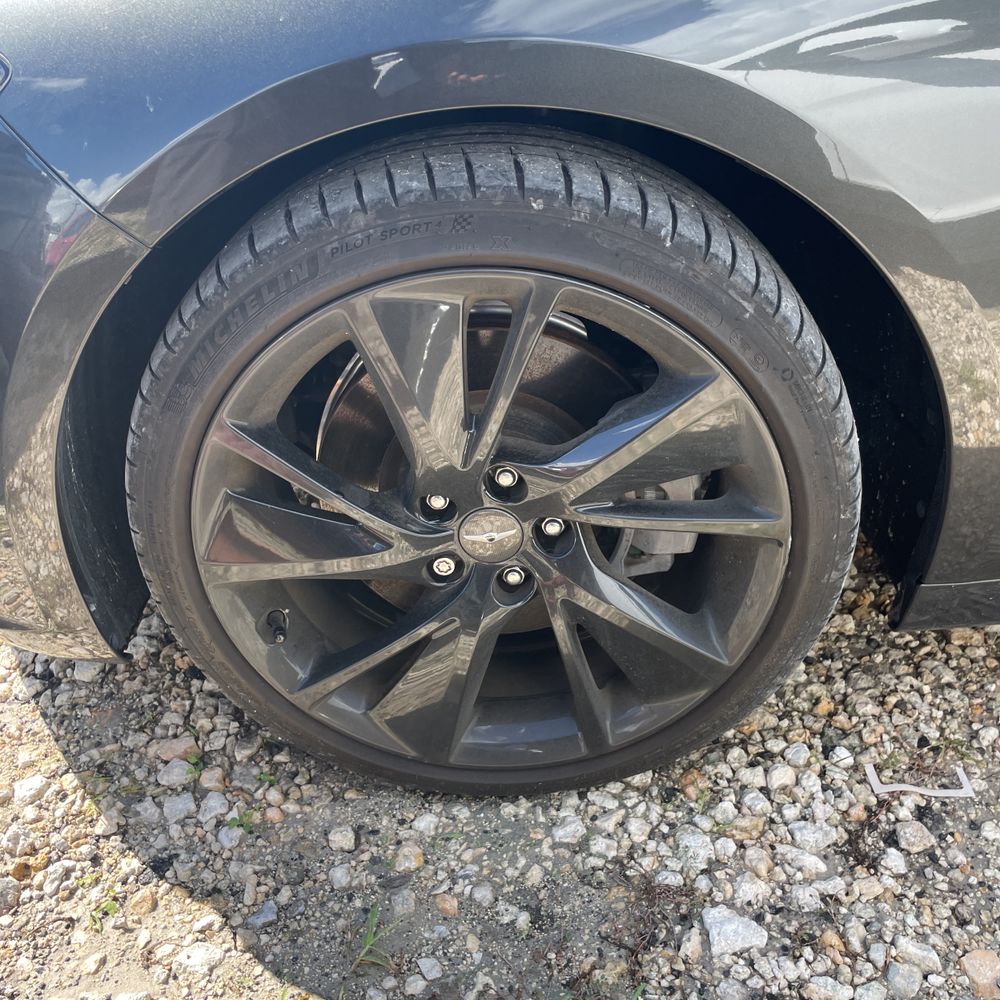 2023 Genesis G70 3.3T Standard
